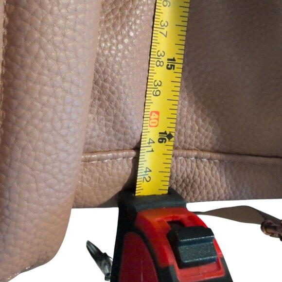 Clevermade Lily Blush Diaper Backpack Rose Gold Hardware in Leather Lots Pockets - Picture 8 of 8